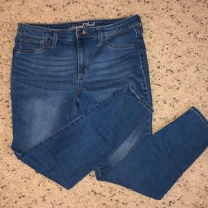 Universal thread skinny jeans